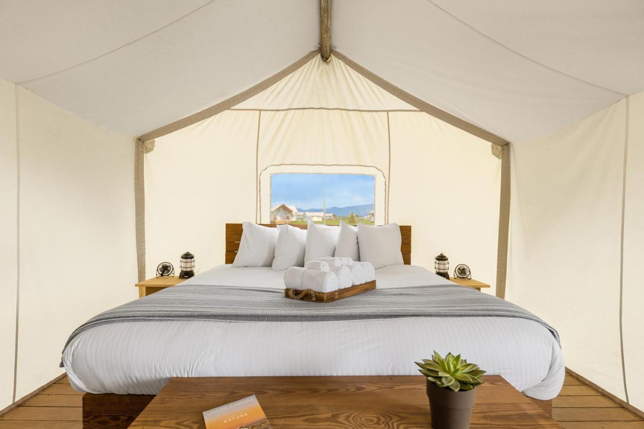 Under Canvas West Yellowstone Buitenkant foto