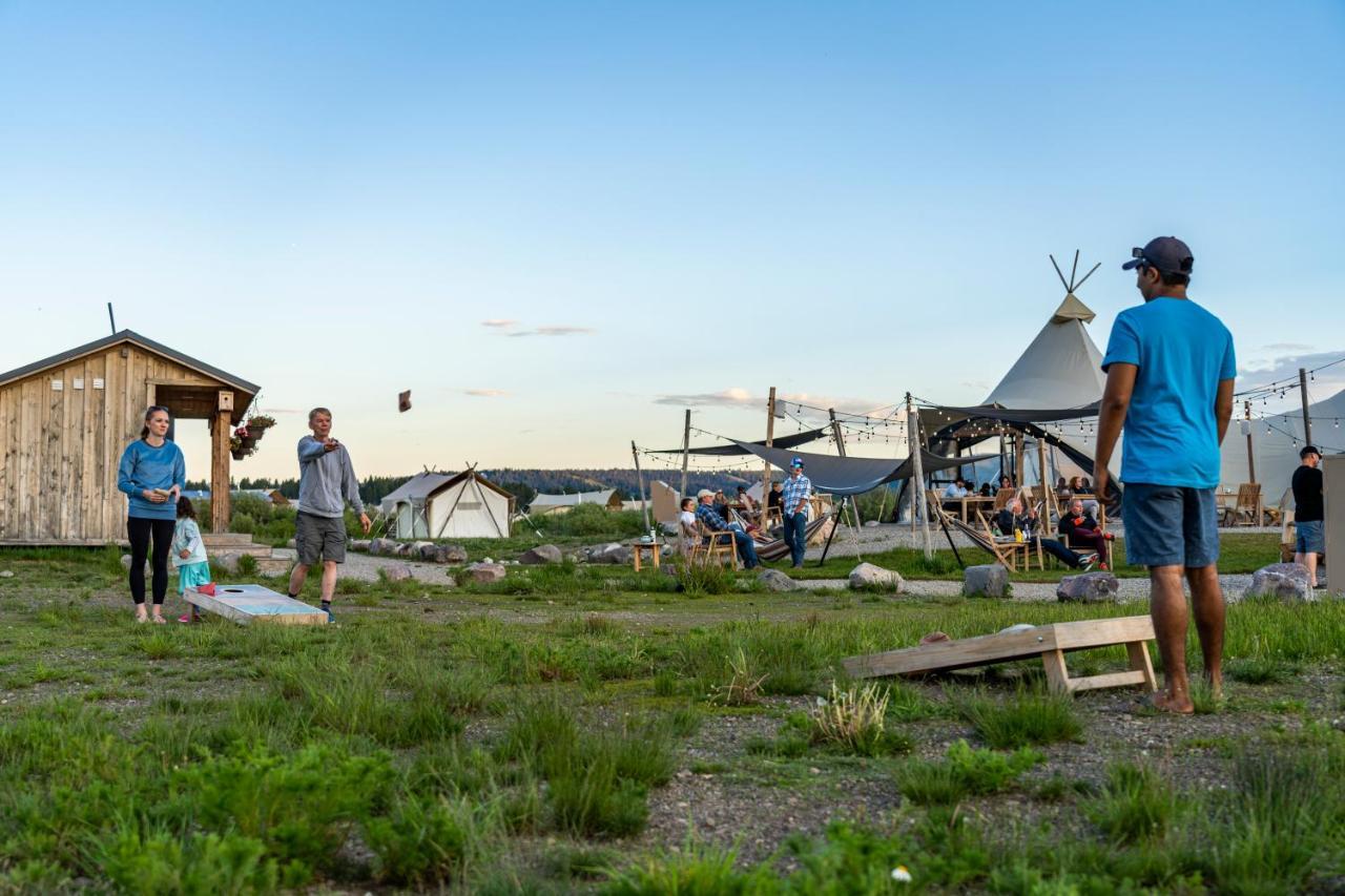 Under Canvas West Yellowstone Buitenkant foto