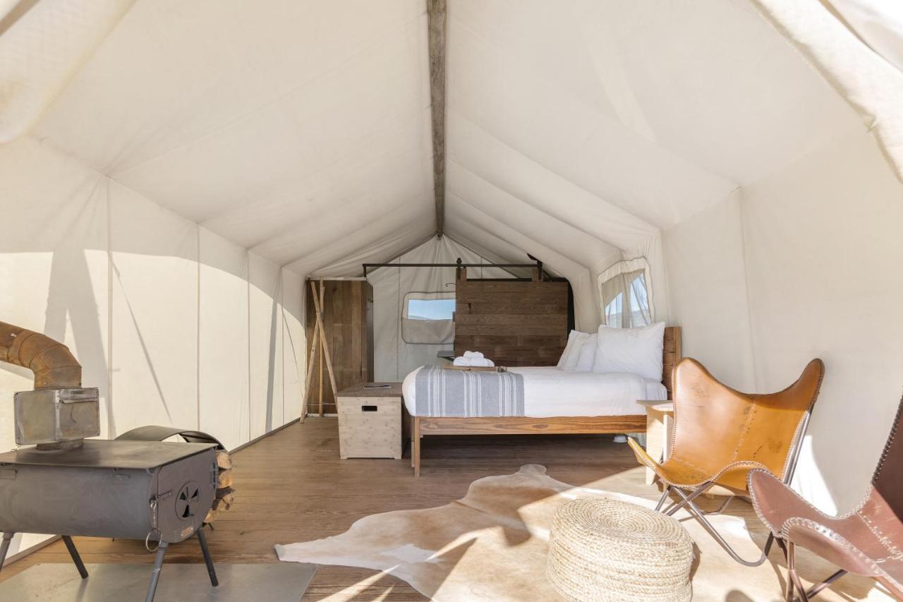 Under Canvas West Yellowstone Buitenkant foto