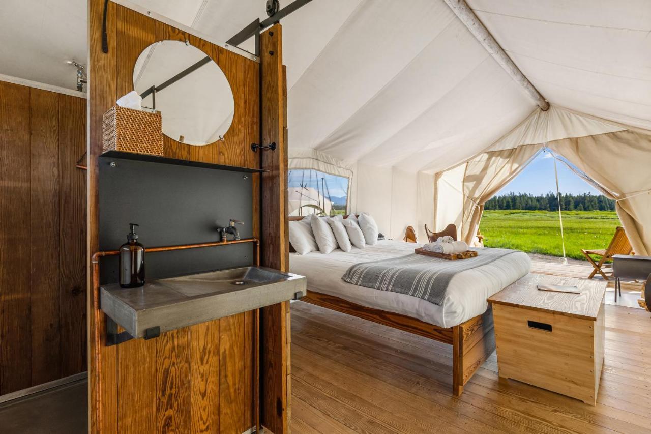 Under Canvas West Yellowstone Buitenkant foto