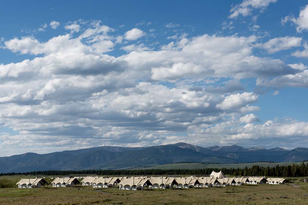 Under Canvas West Yellowstone Buitenkant foto